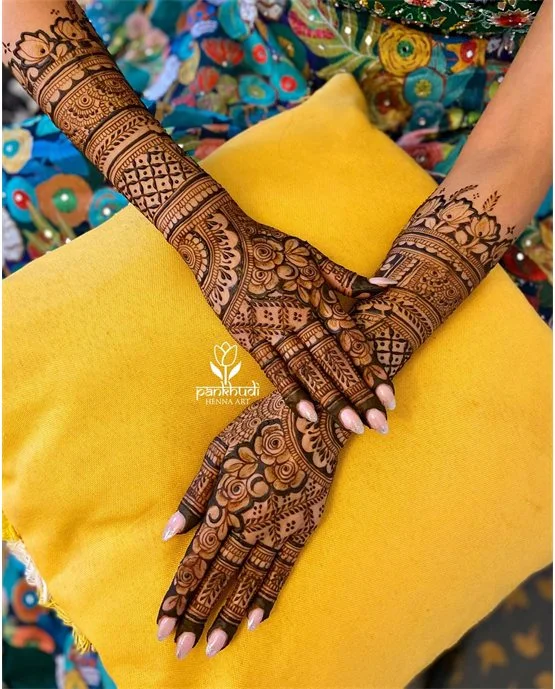 Exquisite Outline Placement On Modern Full Hand Mehndi Design